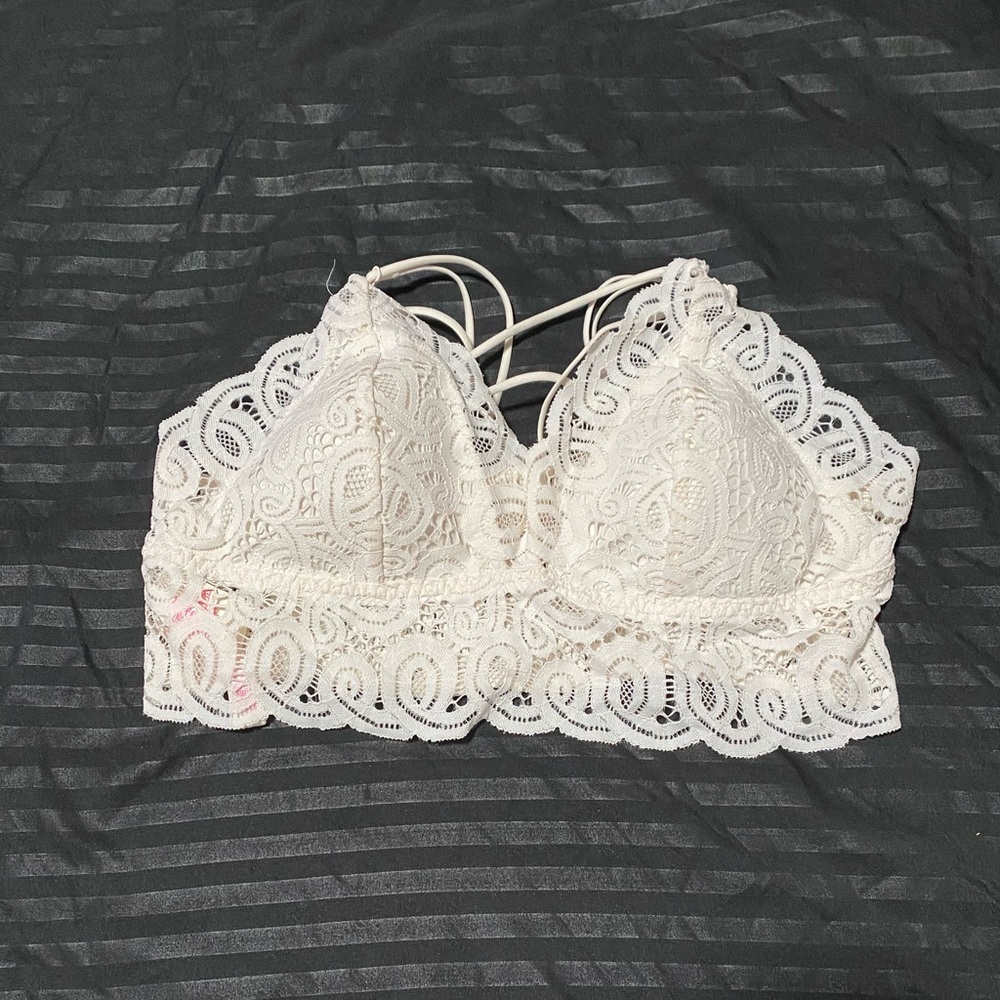 PINK Victoria's Secret Lace Bralette - Cream